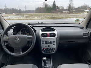 Opel Combo Tour 1.7 CDTI (13 фото из 15)