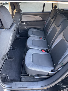 Citroen C4 Grand Picasso (7 foto / 15)