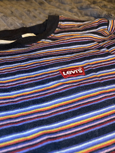 Levi’s long sleeve (1 foto / 2)