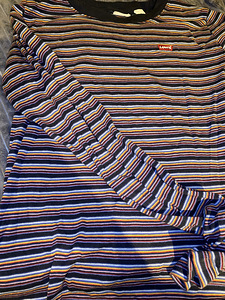 Levi’s long sleeve (2 foto / 2)