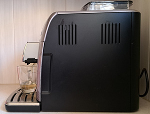 Saeco Intelia EVO (3 фото из 4)