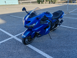 Kawasaki zzr1400 (2 foto / 5)