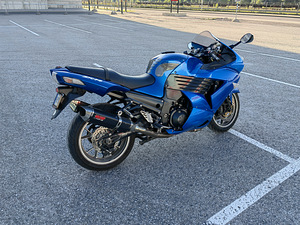 Kawasaki zzr1400 (5 foto / 5)