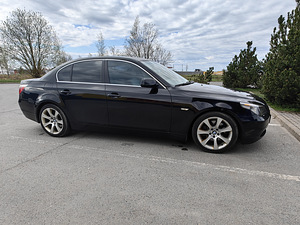 BMW 535D 200kw 2006 (2 foto / 9)