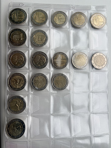 2 eur mündid erinevad (Soome sendid kingituseks) (1 foto / 4)
