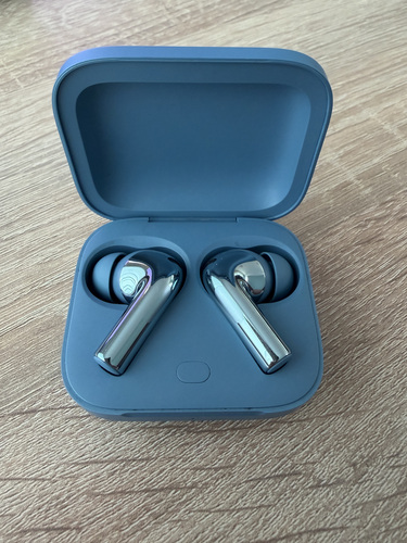 OnePlus Buds 3