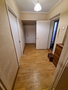Kreenholmi tn 44, Kreenholmi, Narva, Ida-Virumaa (13 foto / 14)
