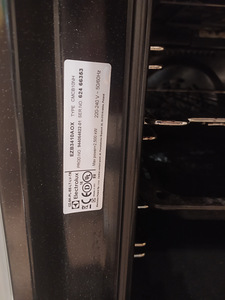 Встраиваемая духовка Electrolux (3 фото из 3)