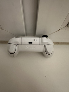 Xbox series s (8 foto / 8)