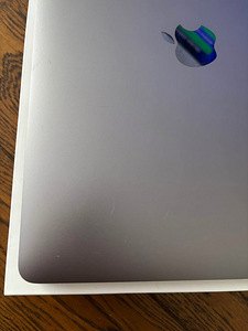 Macbook pro 2017 (5 foto / 7)