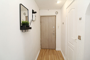 2-istabu dzīvoklis Ķengaragā ar ērtu plānojumu (8 foto no 9)