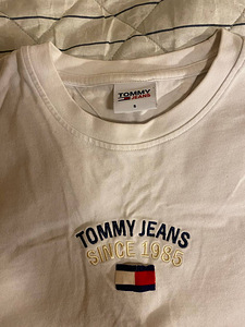Tommy Hilfiger t-särk (2 foto / 2)