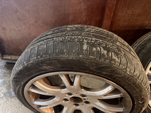 225/40 19 BMW veljed (3 foto / 5)
