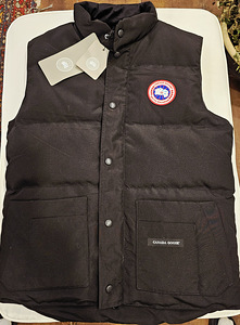 Canada Goose vest (2 foto / 6)