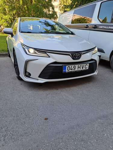 TOYOTA COROLLA