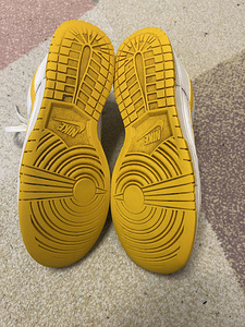 Nike (4 фото из 4)