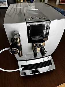 Kohvimasin Jura J 90 (2 foto / 6)