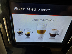 Kohvimasin Jura J 90 (6 foto / 6)