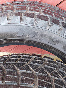 Шины 235/60 R18 (1 фото из 3)