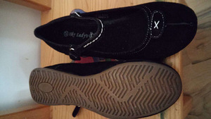 Uued väga kenad mustad kingad s.37 (2 foto / 2)