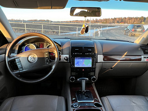 Volkswagen Touareg Highline FL 3.0 V6 165kW (7 foto / 14)