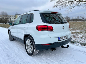 Volkswagen Tiguan Highline Sport (7 foto / 15)