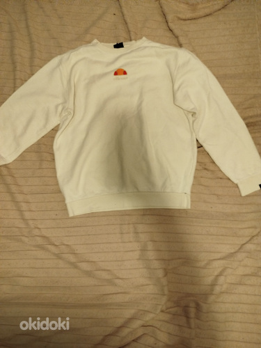 Продам кофту ellesse