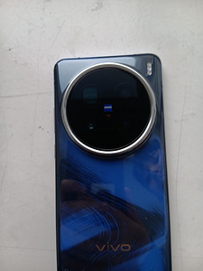 Vivo x200 pro (5 фото из 6)