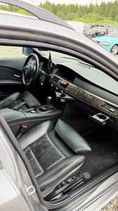 BMW E61 530D (10 foto / 10)