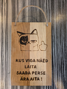 Puidust sildid - musta huumoriga (2 foto / 3)