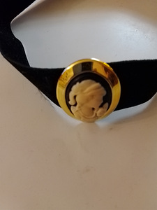 Vintage kaulakoru camee Amuletti musta kangas (3 valokuva sivusta 4)