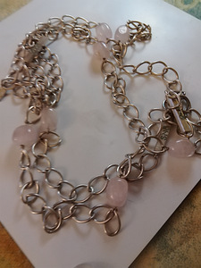 Snö kaula koru ruusu kvartsi jalokivillä (1 valokuva sivusta 4)