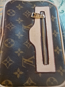 Louis Vuitton nahka laukku (5 valokuva sivusta 8)
