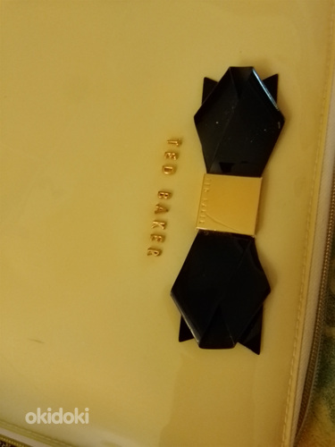 Ted Baker vaalean punainen ilta laukku