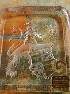 Mats Johansson kristalli lasi taide teos leijona vaakuna (1 valokuva sivusta 4)