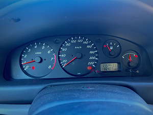 Nissan Almera 1.5 bens (4 foto / 8)