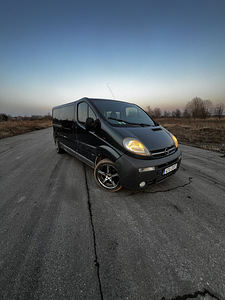 Opel Vivaro 2.5 tdci (1 foto / 14)