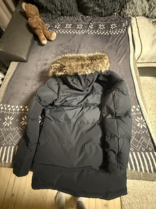 Зимнее пальто (2 фото из 4)