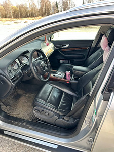 Audi A6 C6 (4 фото из 9)