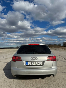 Audi A6 C6 (9 фото из 9)