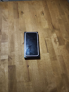 Samsung S23 128 GB белый (1 фото из 2)
