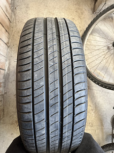 Летние шины Michelin 225/50/R18 (2 фото из 3)