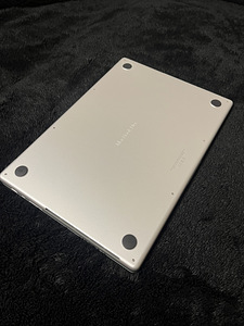 MacBook Pro 16 M1 Pro 10-Core CPU & 16-Core GPU 16G 1TB SSD (2 foto / 4)