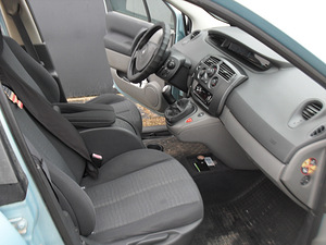 Renault Scenic 1.5 63kW (8 foto / 10)