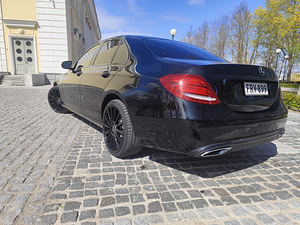 Mercedes Benz (2 foto / 11)