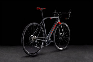 M: CUBE CROSS RACE C:62 PRO gravel cyclo 56cm (2 foto / 3)