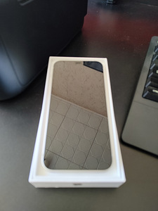 Aple iPhone 12 64GB (1 foto / 3)