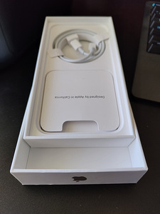 Aple iPhone 12 64GB (3 foto / 3)