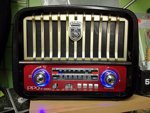 FM, USB, BLUETOOTH.