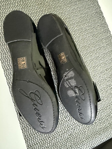 Балетки Guess (4 фото из 4)
